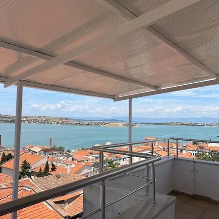 Stunning Sea View With Spacious Terrace Ayvalik