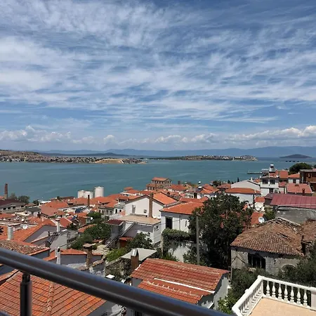 Lägenhet Stunning Sea View With Spacious Terrace Ayvalı